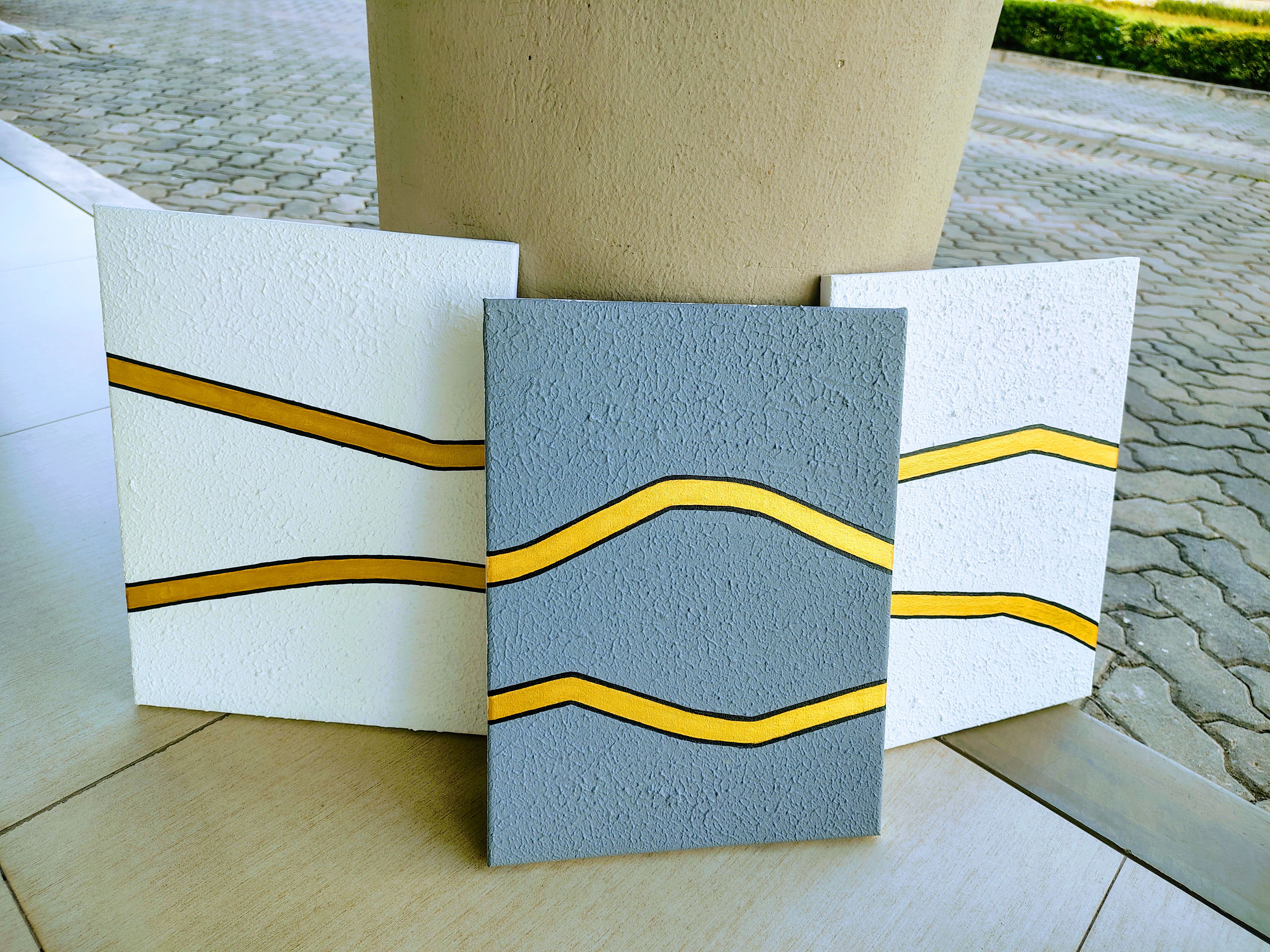 Gold on White & Grey Wall Deco